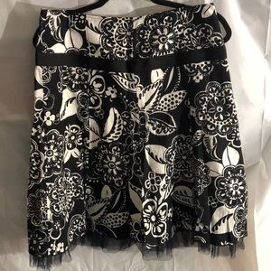 Miss Etam Black n White Floral